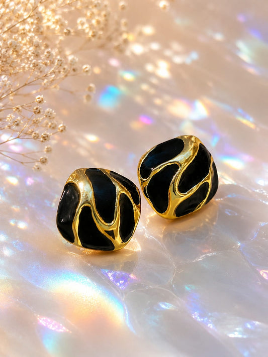 Onyx Gold Sculpted Stud Earrings